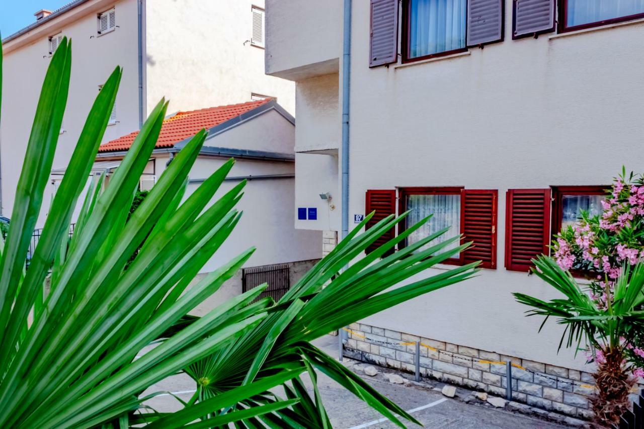 Apartments Drazen Crikvenica Exterior foto